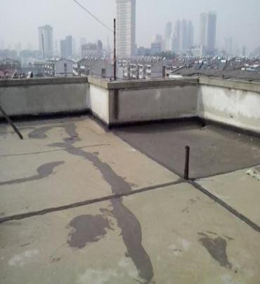 越城漏水维修 楼顶漏水是什么原因，楼顶漏水维修方法是什么?